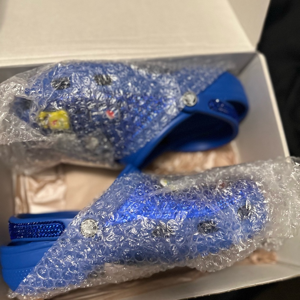 Crocs Blue Clogs with Fun Charms - Picture 2 of 4